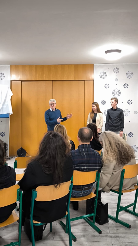 M. Podžorný, vernisáž (25).jpeg