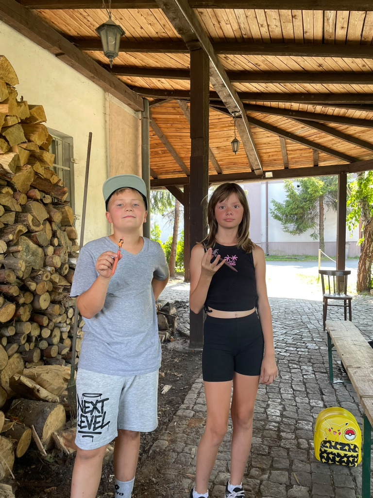 b32443e2-4308-48d3-83d1-836fcd2f74a0.jpeg