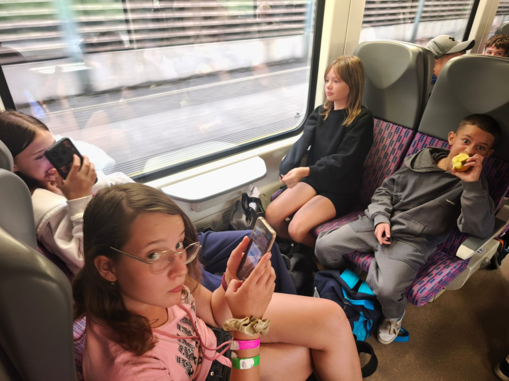 CESTA Z MĚSTA 02 ÚTERÝ (60).jpeg