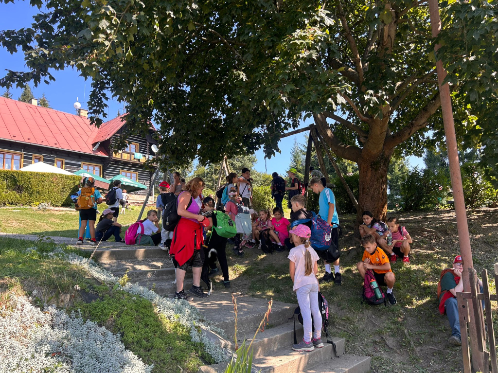 CESTA Z MĚSTA 04 ČTVRTEK (12).jpeg