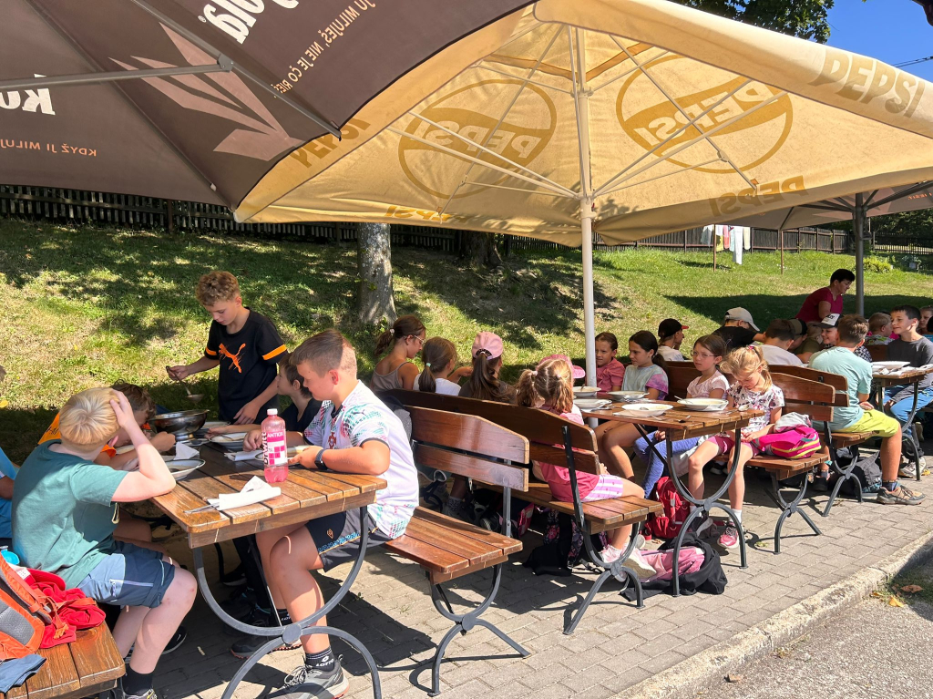 CESTA Z MĚSTA 04 ČTVRTEK (17).jpeg