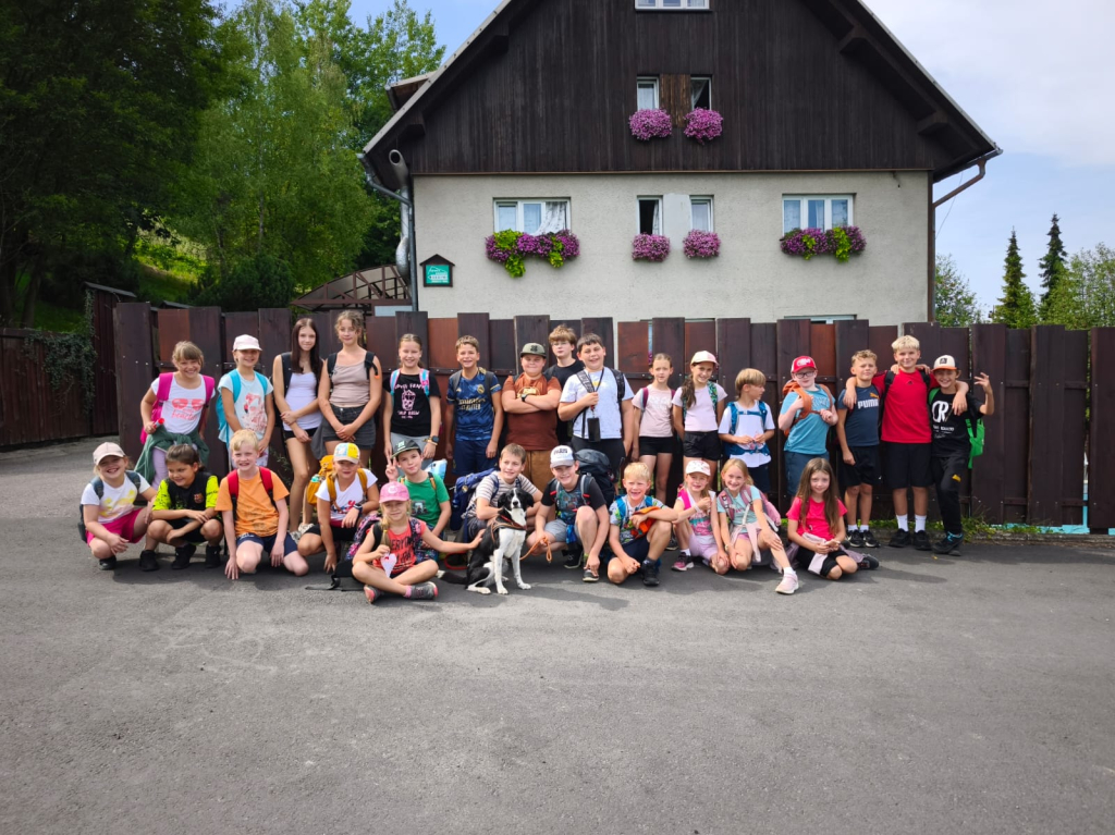 PT 19 CESTA Z MĚSTA 05 pátek (3).jpeg
