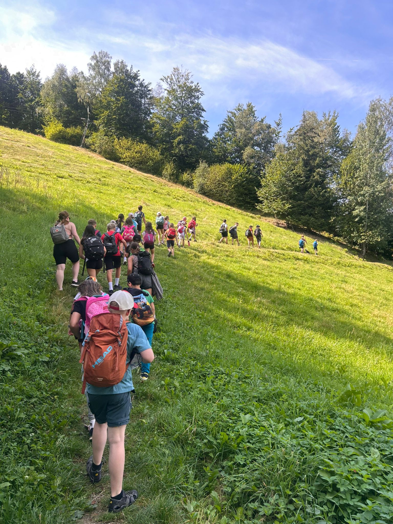 PT 19 CESTA Z MĚSTA 05 pátek (17).jpeg